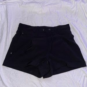 Mondetta black athletic shorts